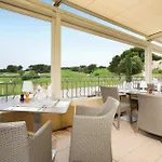בית נופש Provence Country Club *