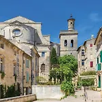 Provence Country Club *